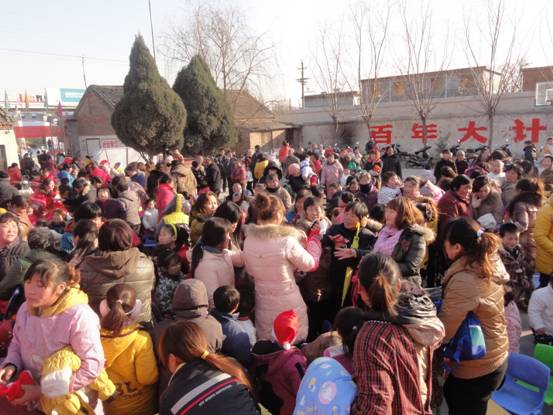 輝縣市新怡幼兒園的家庭教育講座活動(dòng)_群峰教育聯(lián)盟園